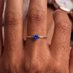 Anello regolabile con pietra di nascita "Aria"