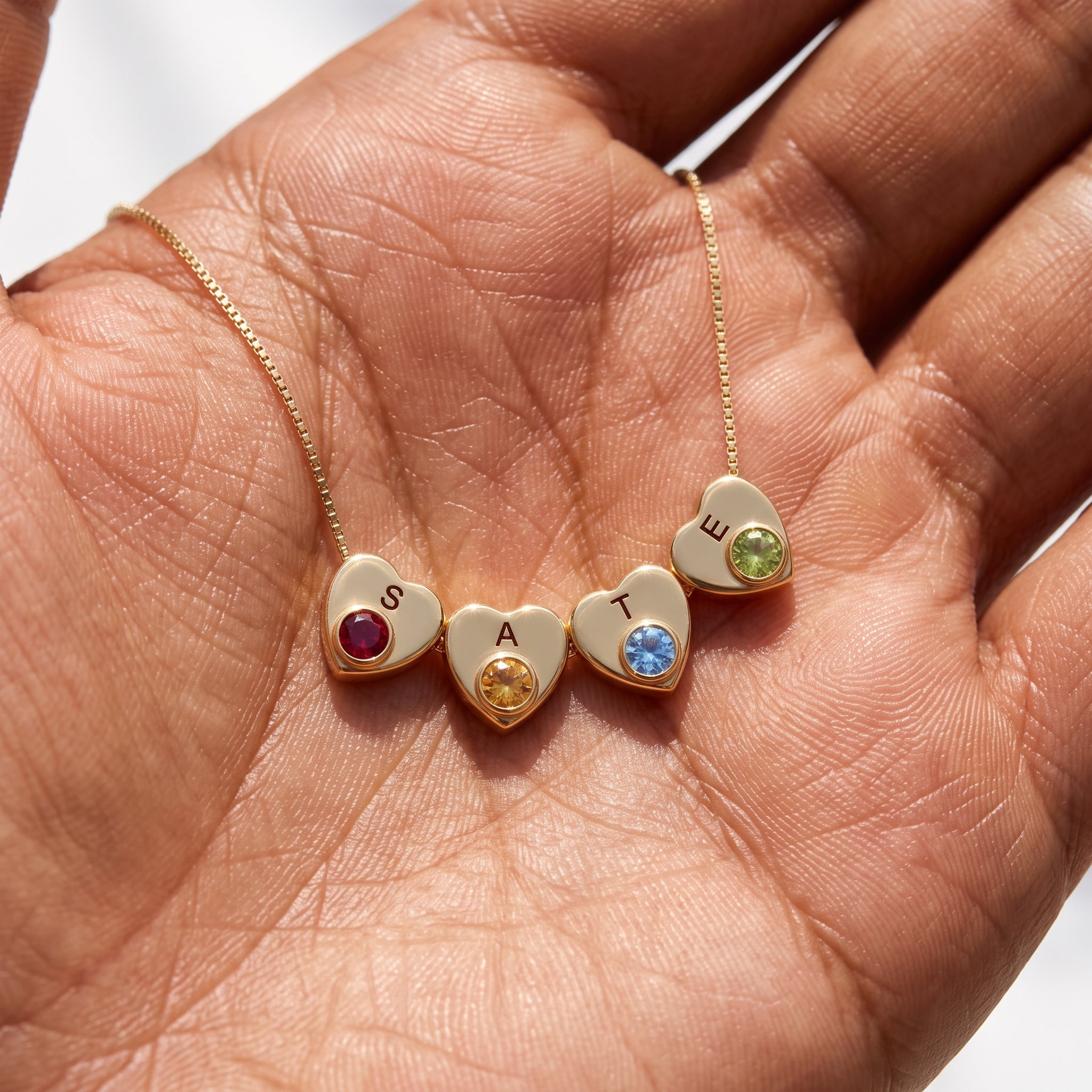 Collana con iniziale e pietra di nascita "Lila"