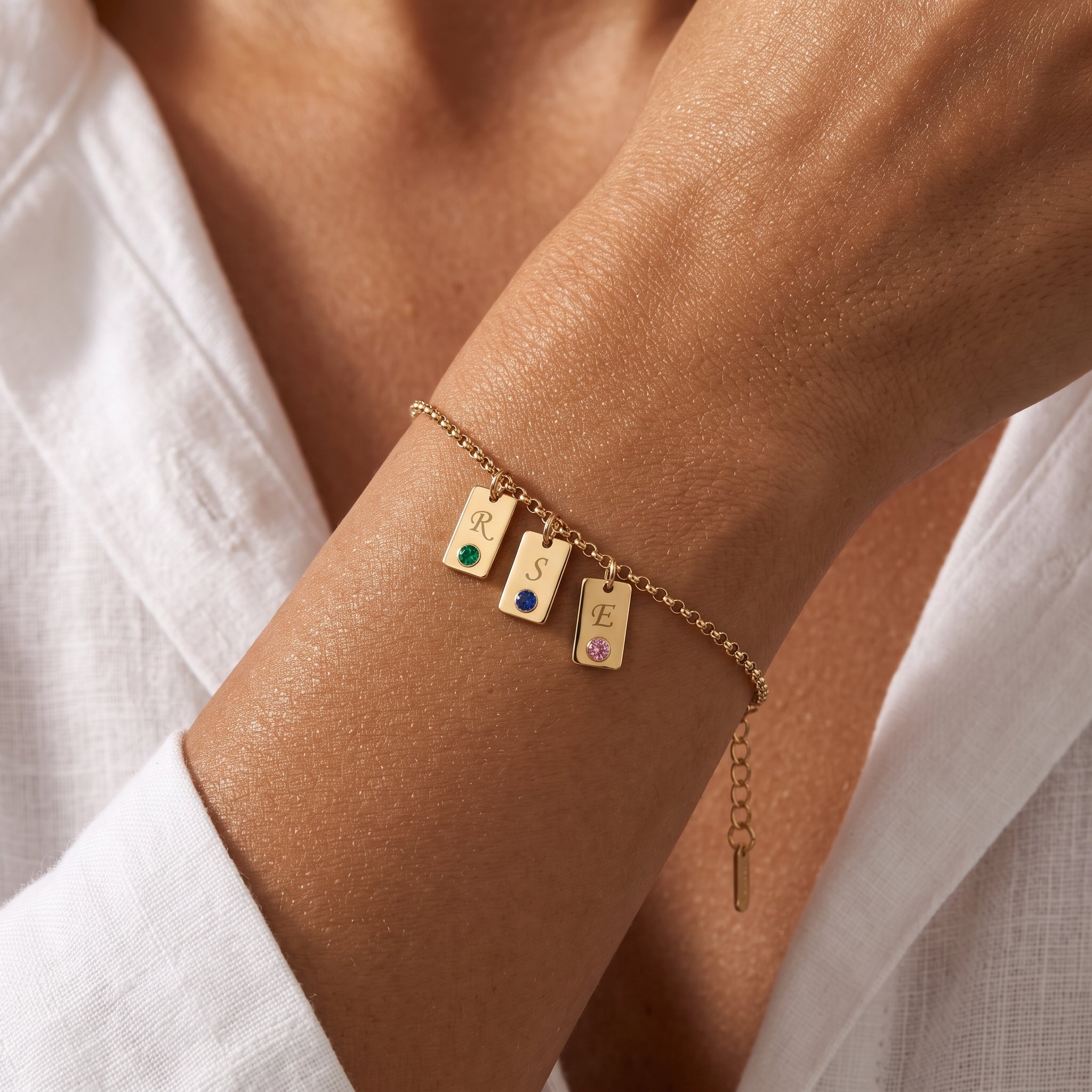 Bracciale con iniziale e pietra di nascita "Nova"